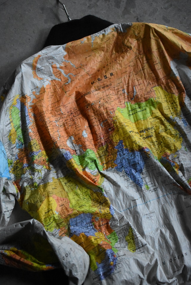 OK/80's "WEARIN THE WORLD" paper jacket/made in usa