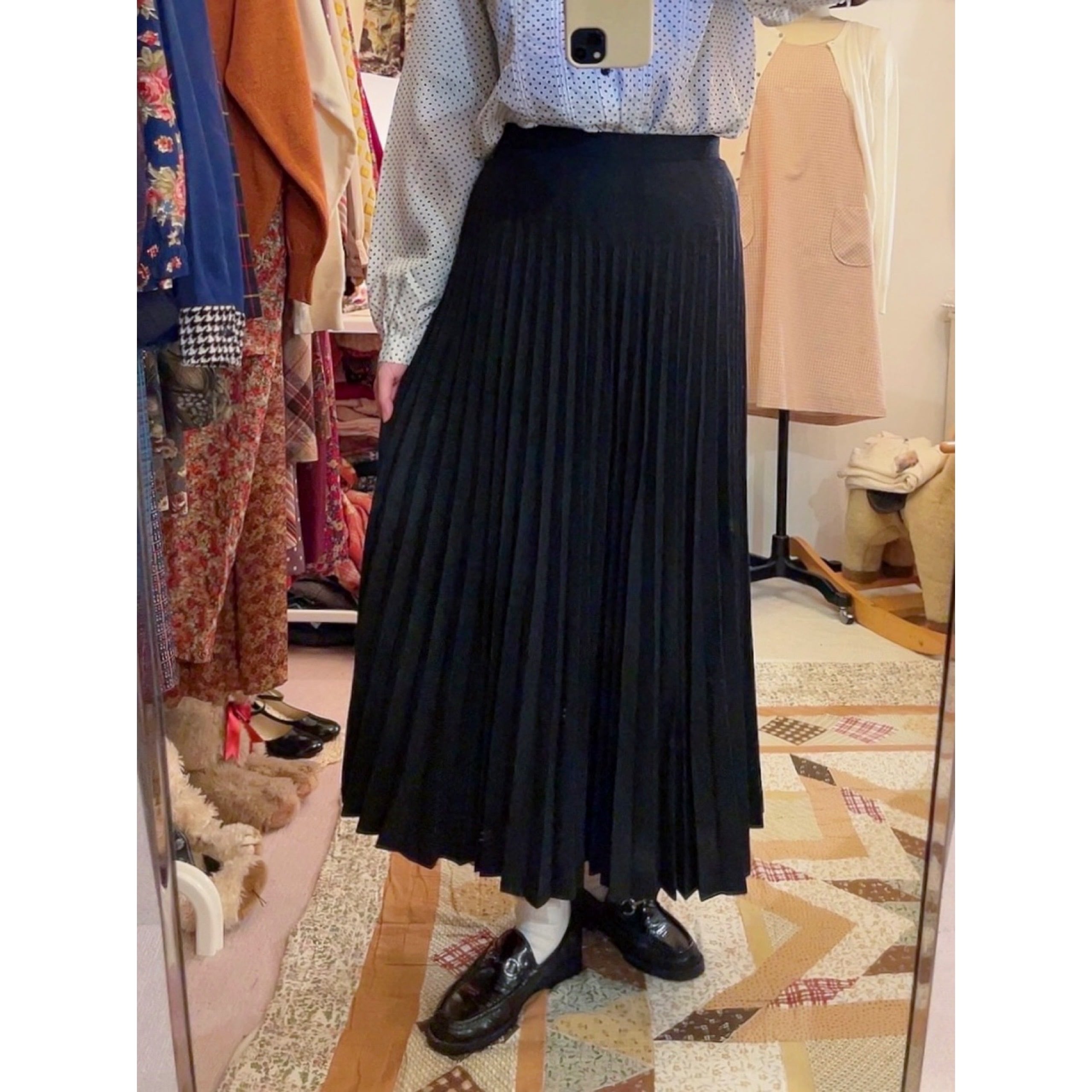 gray accordion pleats skirt