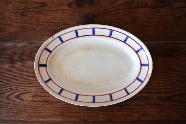 France  Moulin des Loups バスク模様のオーバルプレート