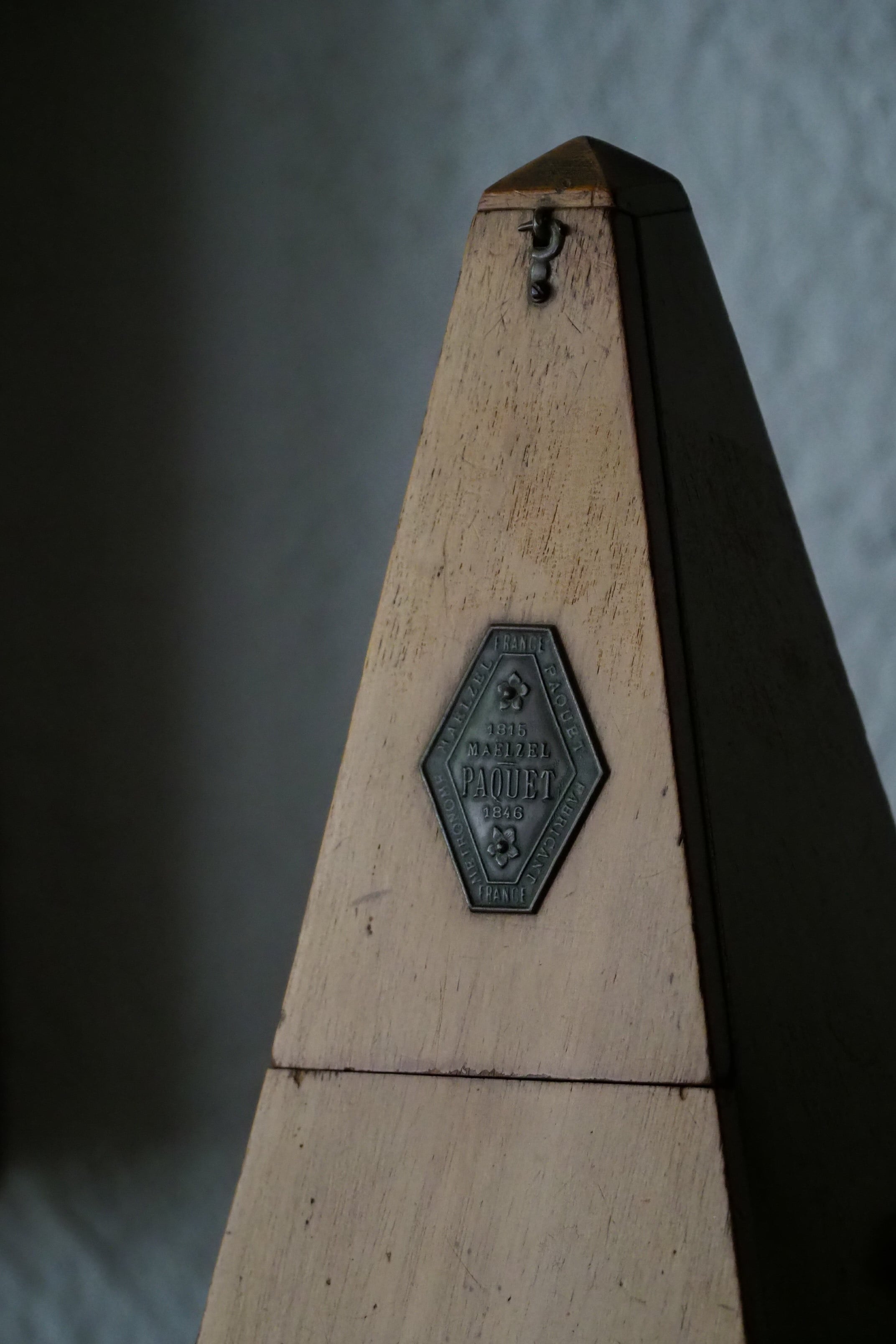 メトロノーム　フレーム一升枡　オブジェ 四角錐のメトロノーム-antique metronome | アンティーク.ヴィンテージ