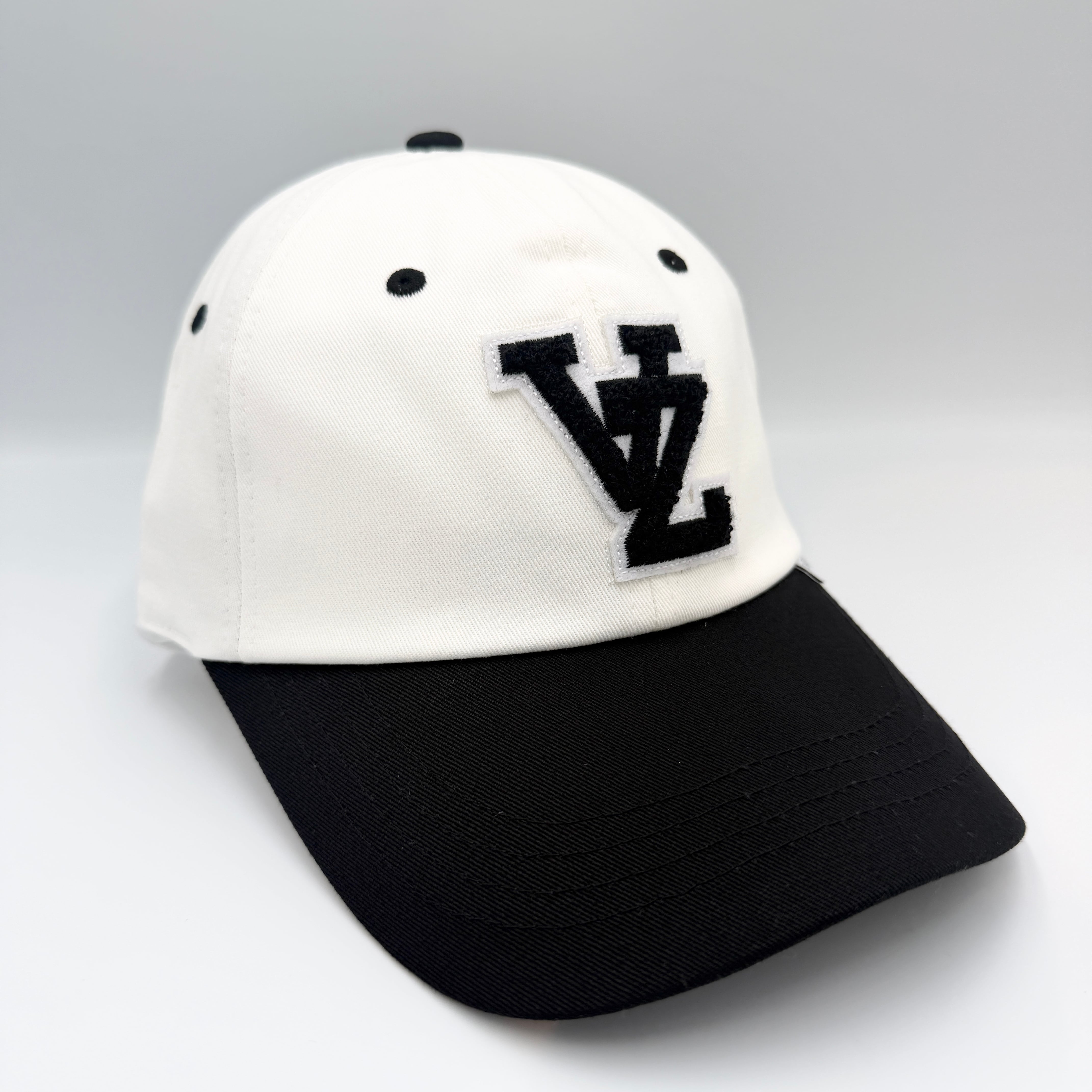 カーブキャップ/CURVED CAP | ららぽーとやイオンモールなどで運営