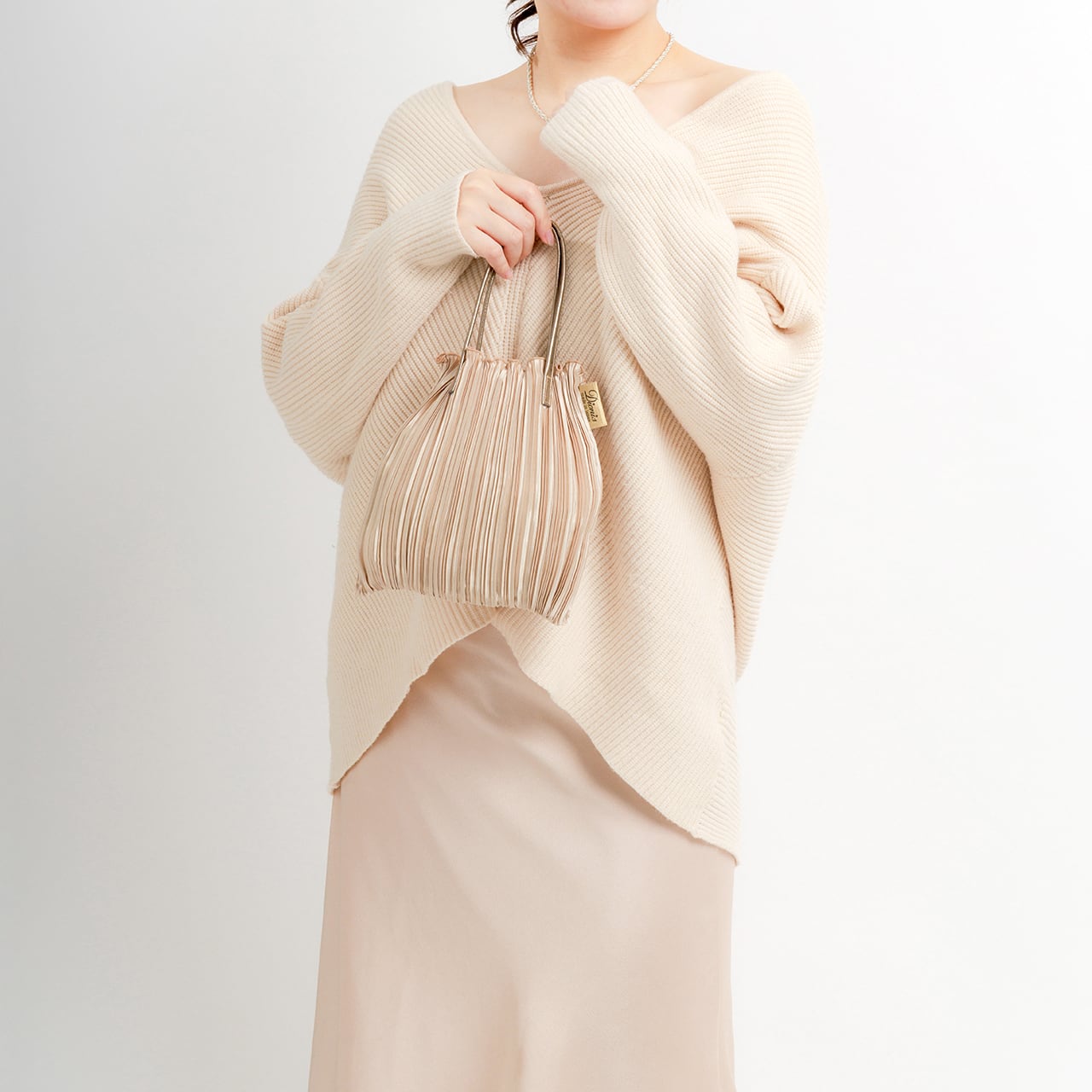 カラフルプリーツバッグ S（DSP－863）#555シャンパン | dionis