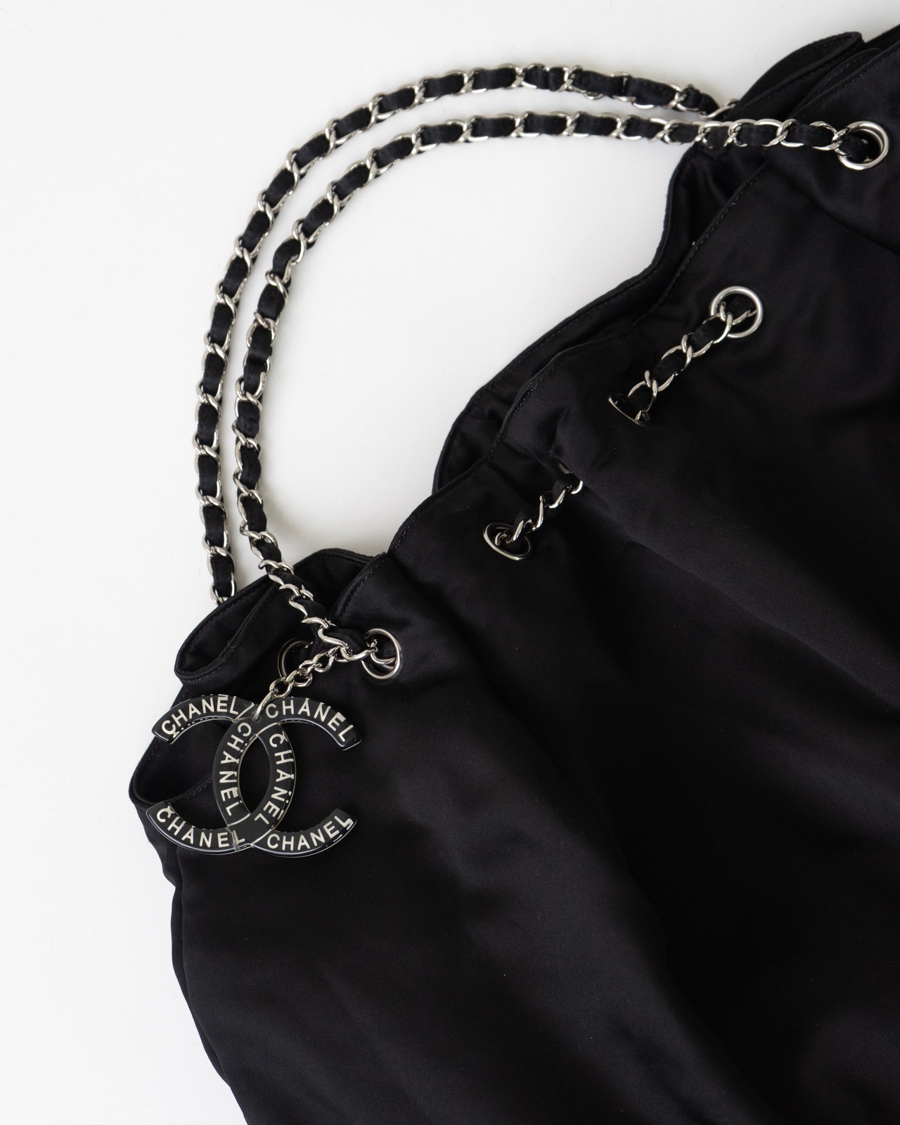 〈CHANEL〉Matelasse Bag