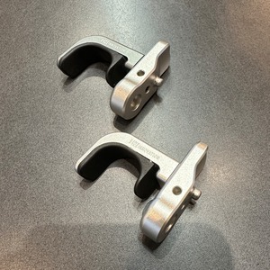 H&H Adjustable Front Hook [silver base]