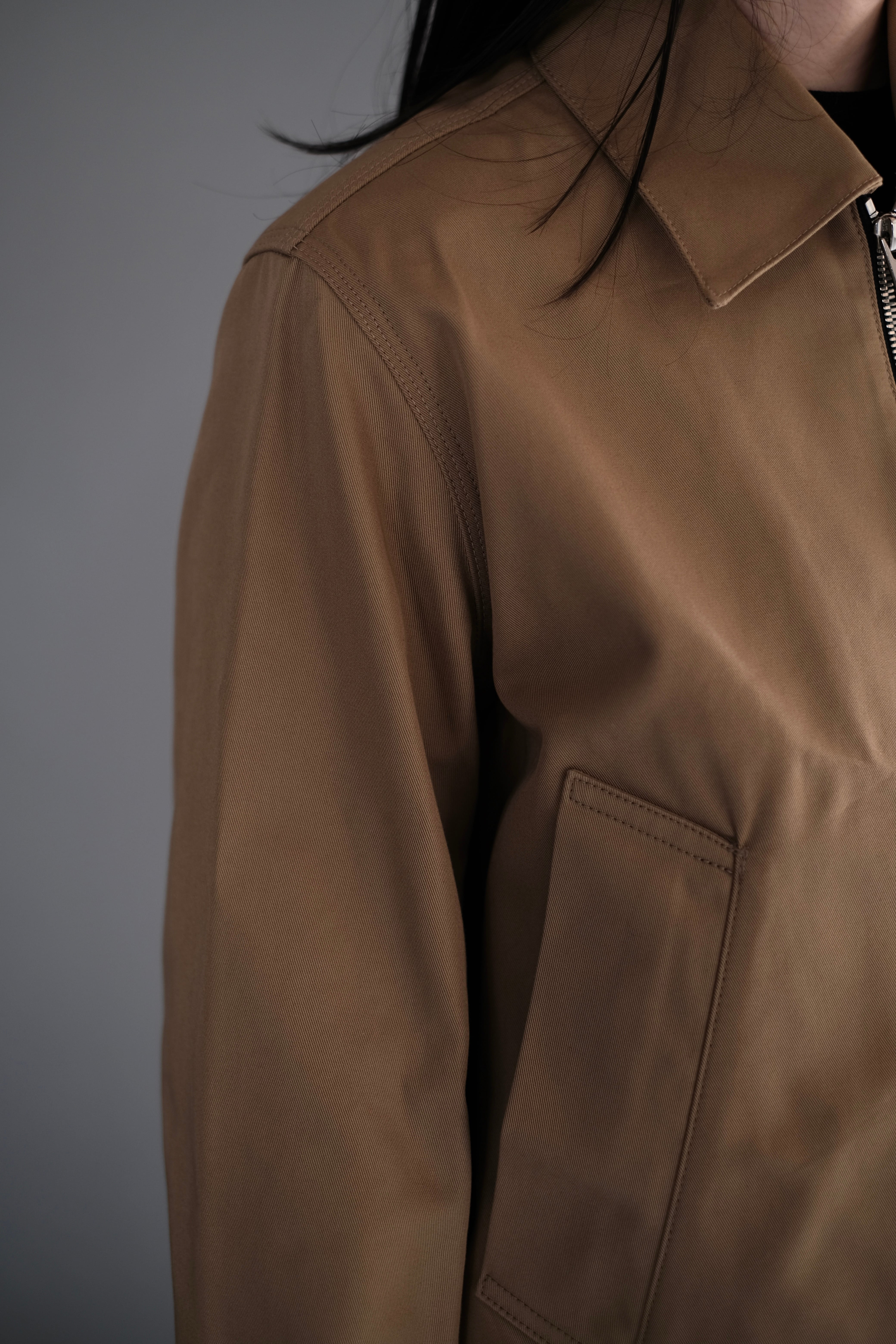 OUAT / 008.5- CAMEL WORK JACKET | LIVING