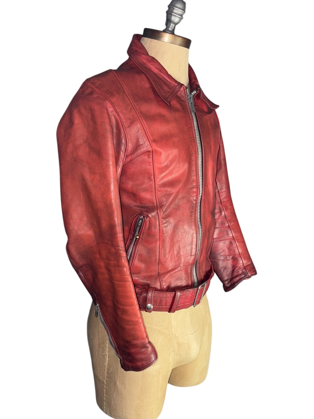 vintage 1970’s HIGHWAYMAN red leather single riders jacket