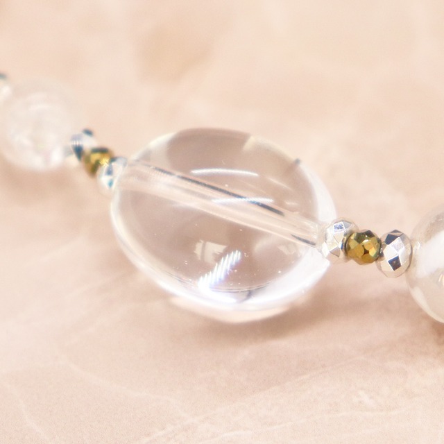 【Shining  Like Stardust】亀甲天珠×水晶×オーロラオーラ×クラック水晶 ブレスレット