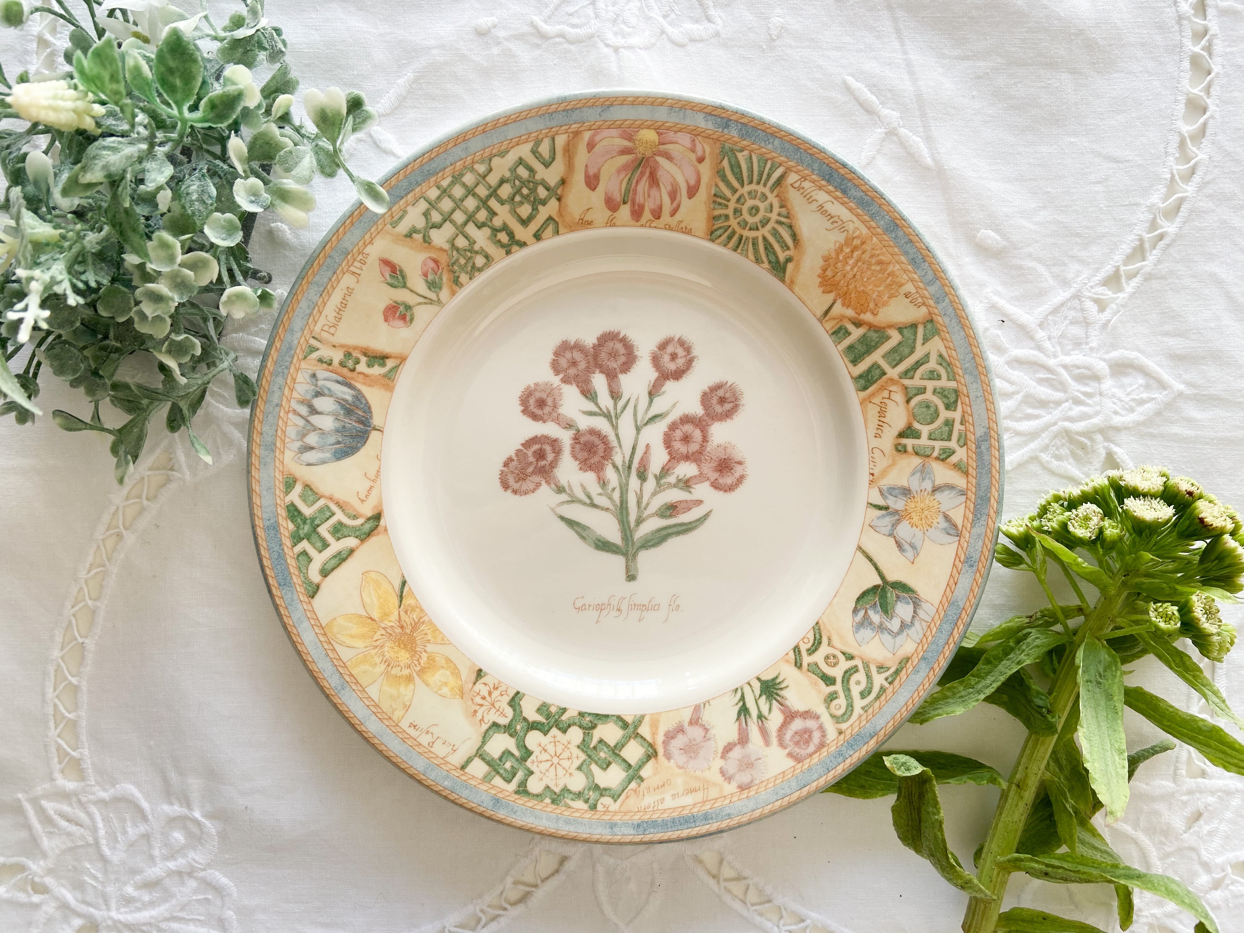 送料無料【新品】 ❤️ Wedgewood home 大皿❤️