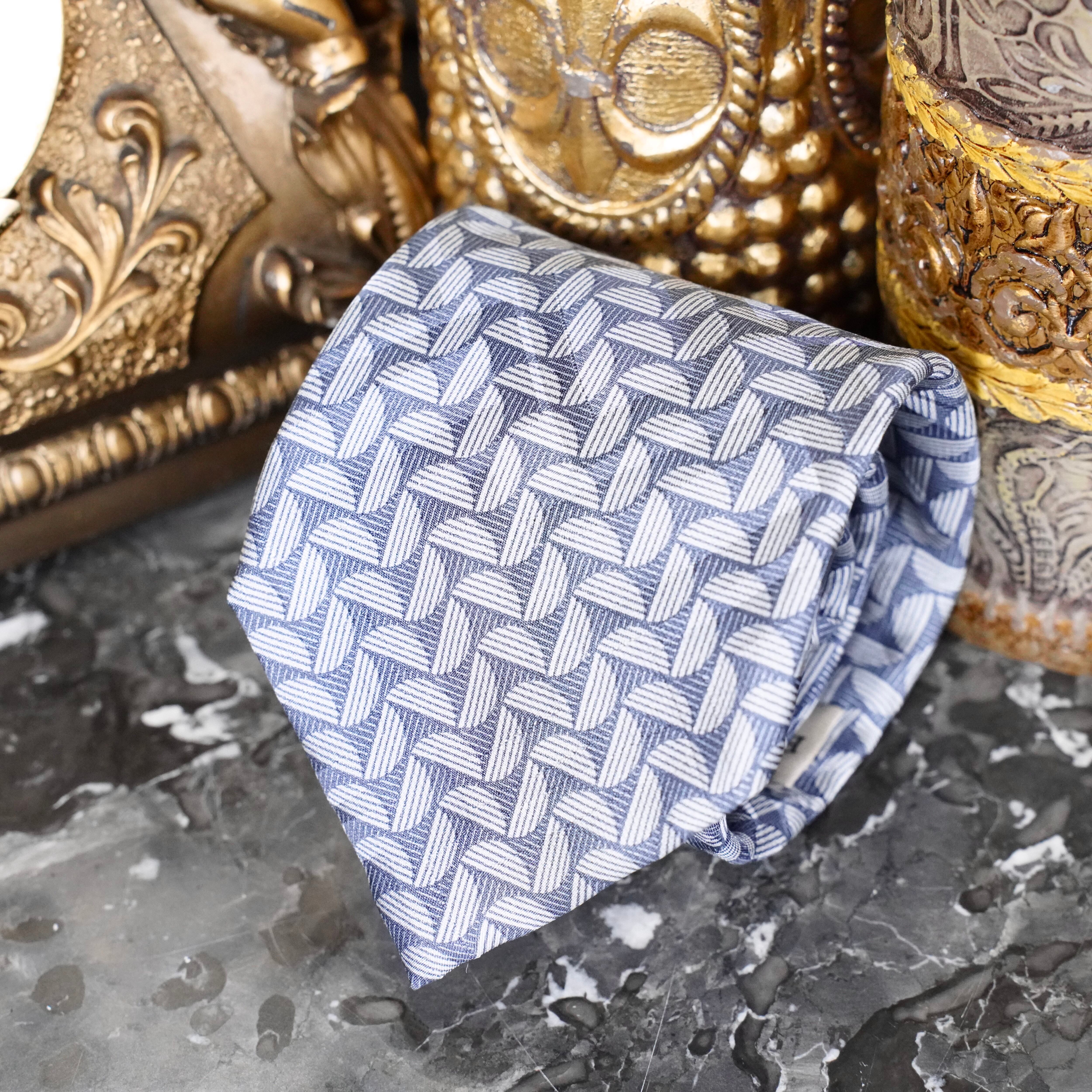 EU VINTAGE EMPORIO ARMANI GEOMETRIC PATTERNED DESIGN SILK TIE