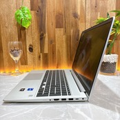 美品 2022年式/HP ProBook 450 G9/メモリ8GB/SSD256GB/15.6型/大型ノートパソコン