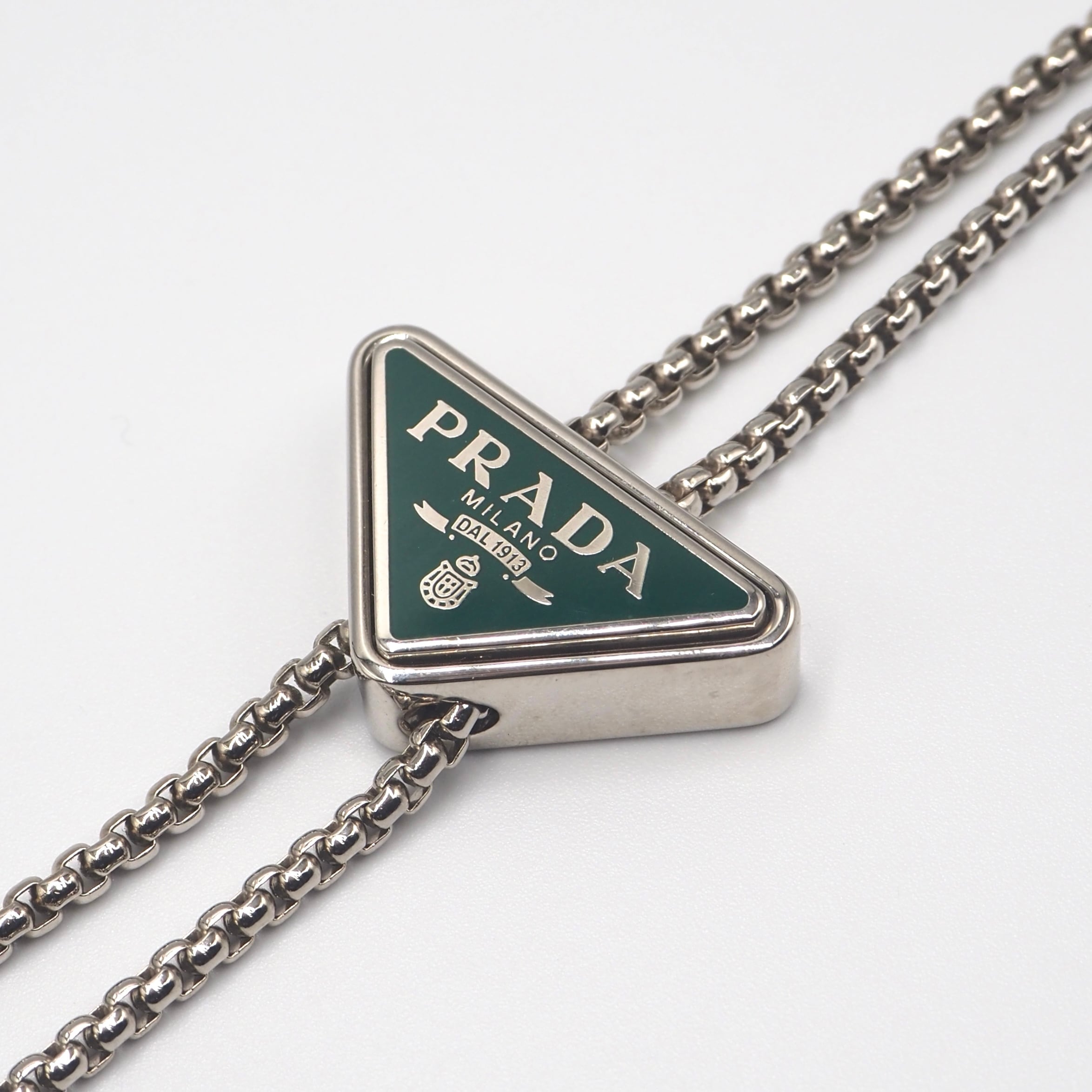 PRADA pre owned flapカードケース レザー グリーン プラダ 付属品付き
