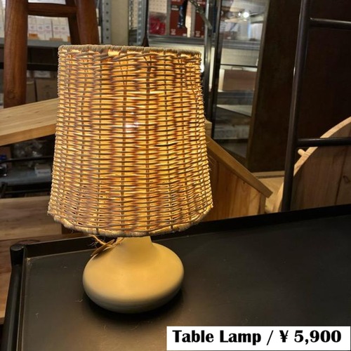 Rattan & ceramic table lam p　ラタン&セラミックテーブ ルランプ　竹　陶器　ナチュラル 　ランプシェード　スタンドラン プ　寝室　玄関　照明