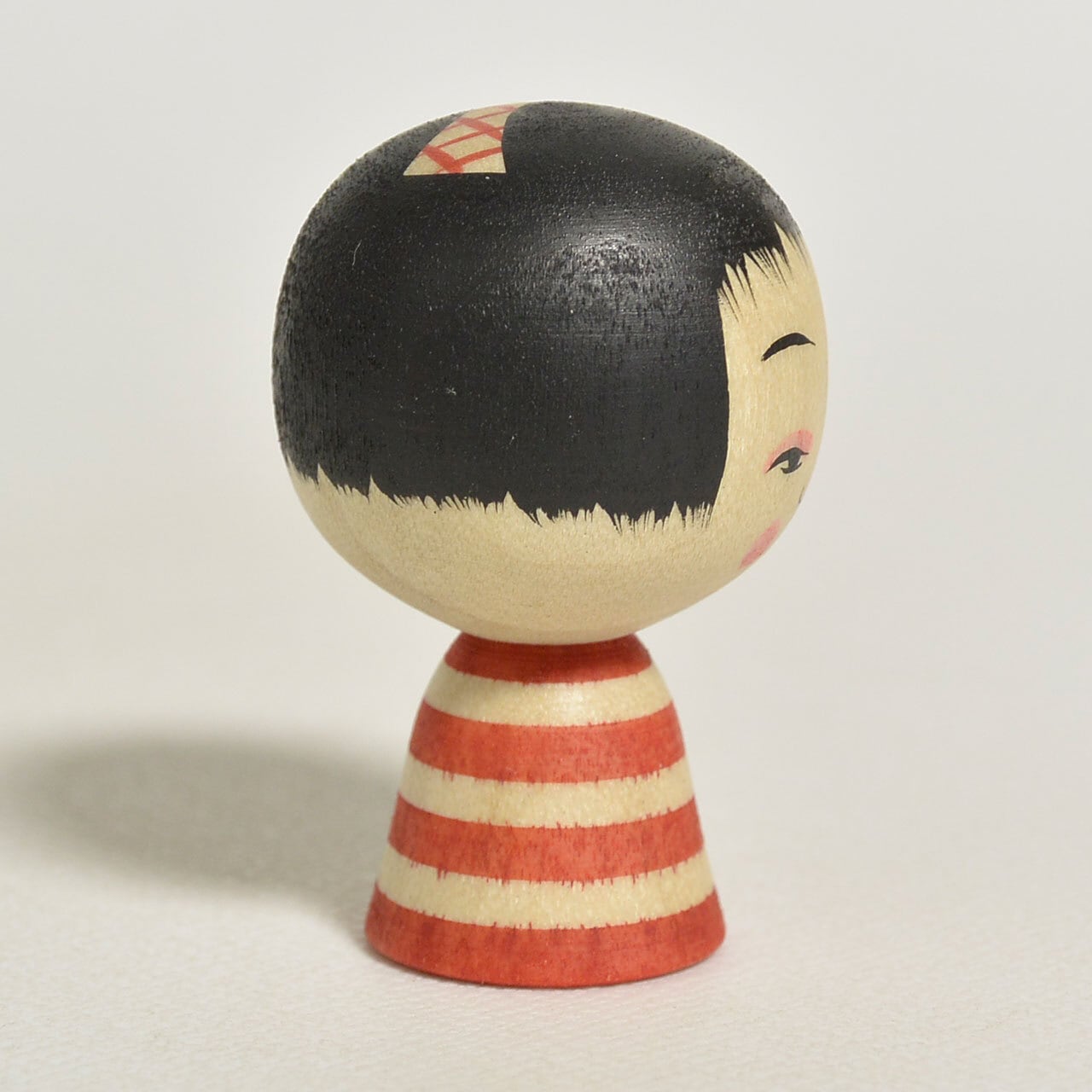 小寸こけし（ミニこけし） 約1寸 約3.5cm 鈴木明 工人（作並系）#2554