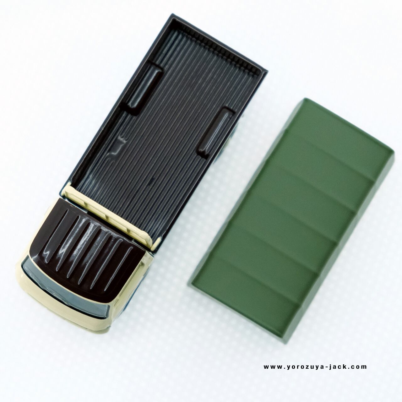 新品未開封トミカリミテッドヴィンテージ LV-112a b c マツダE2000 トミカリミテッドヴィンテージ LV-112d マツダ E2000 低床 扇港電機
