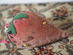 大きなイチゴのピンクッション　針付き 画像9
