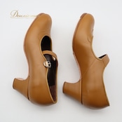 フラメンコ 衣装 シューズ 6サイズ ブラウン系 ガジャルド gallardo 靴 くつ ヒール 茶 明るい ストラップ 無地 シンプル 釘 釘有り ステージ イベント 練習 レッスン 上品