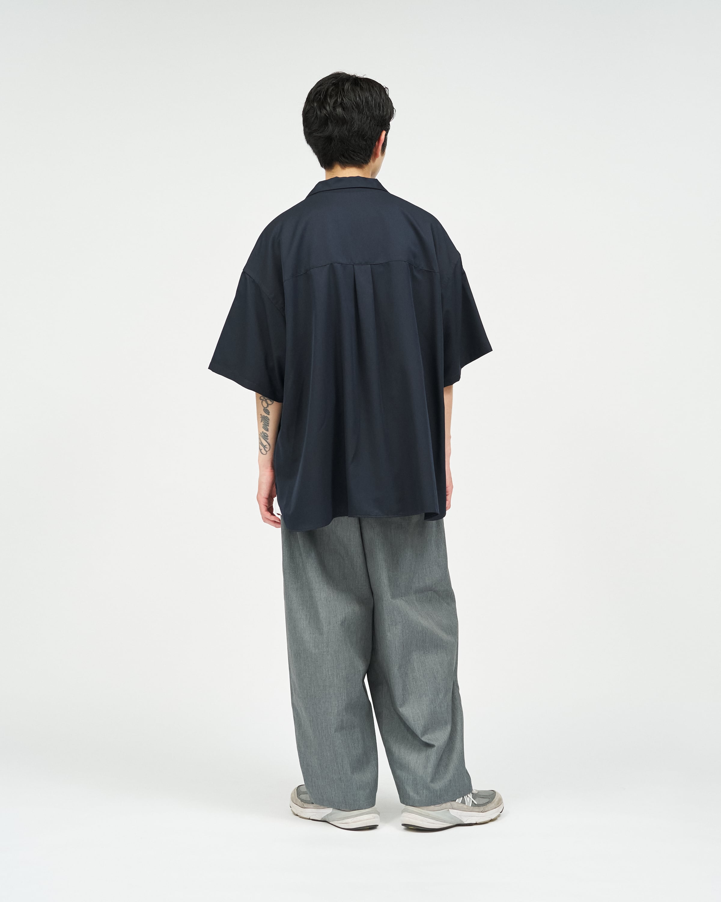 FreshService｜CORPORATE WIDE EASY PANTS | 眠家オンラインストア