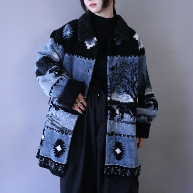 animal pattern over silhouette fleece jacket