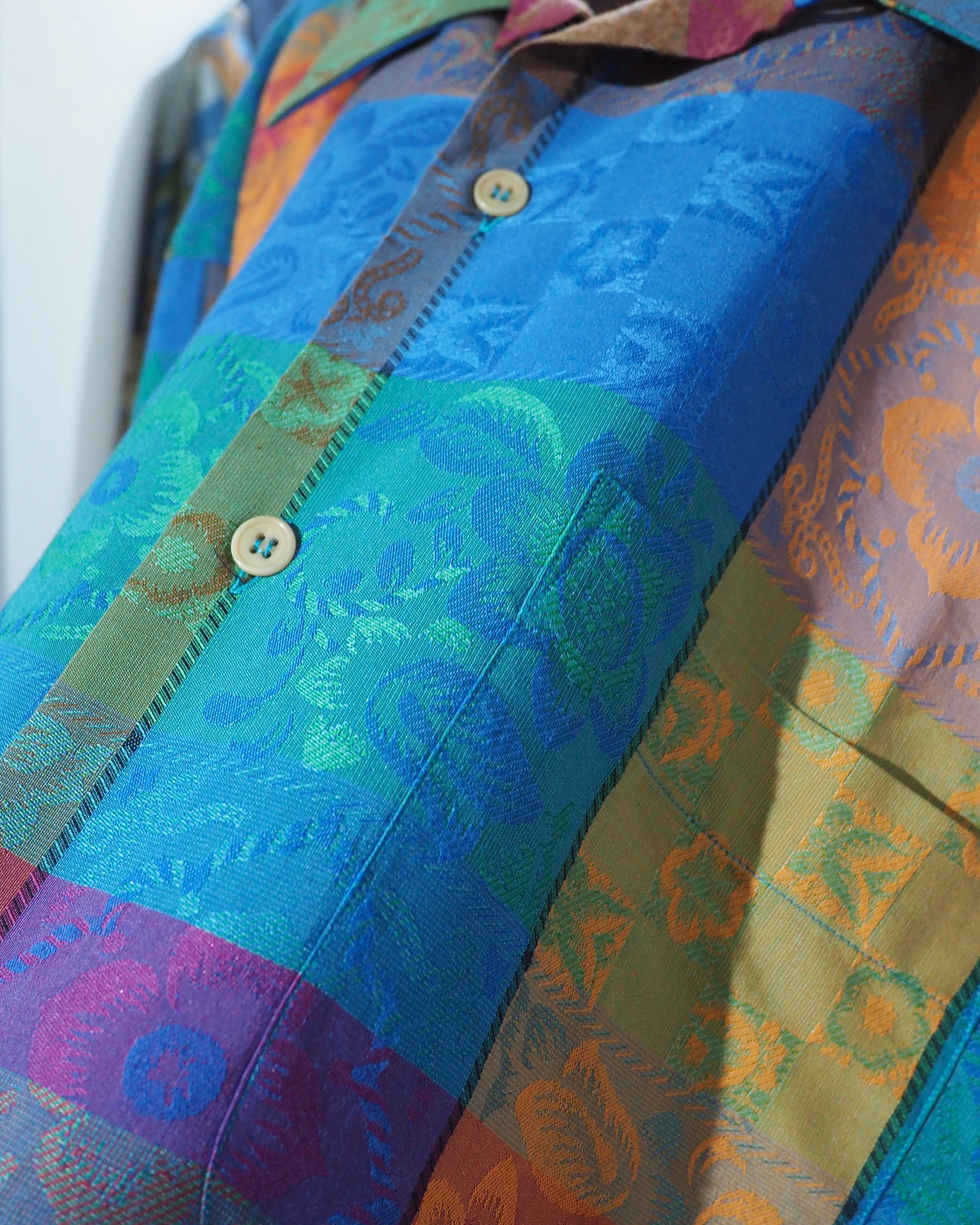 " Made in Italy " Multi color Block × Beautiful Flower Embroidery vintage Open collar Shirt