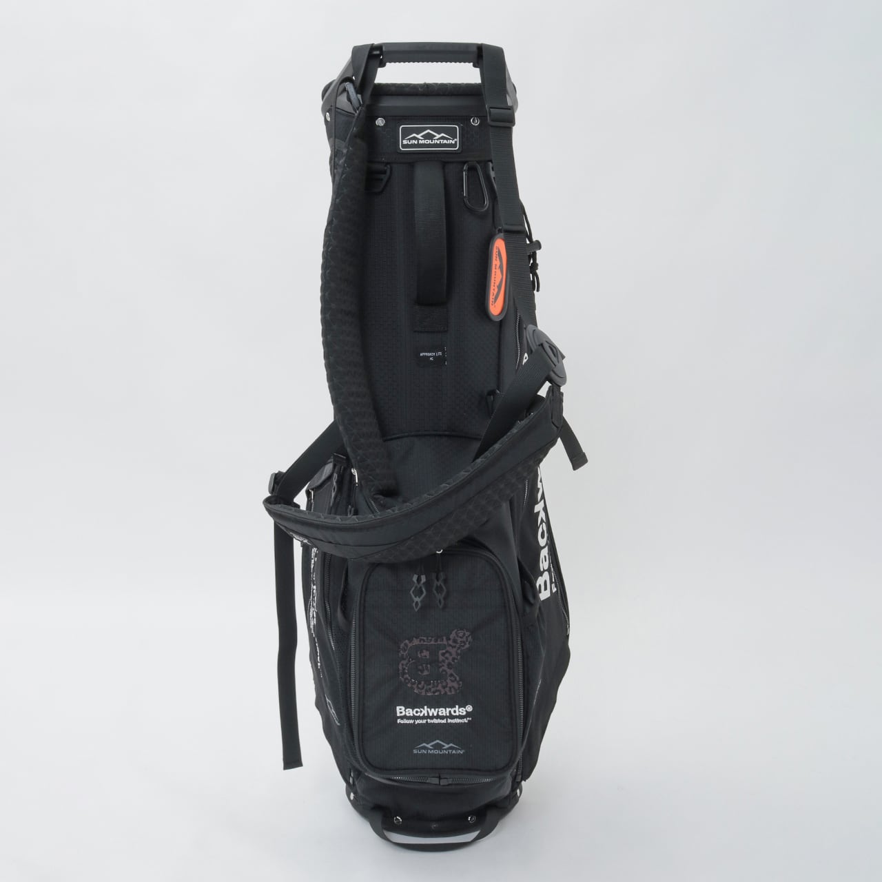 【限定予約販売完売品】Backwards キャディバッグ ブラック Restock】BW x SM Primary LOGO Approach Lite_631-85001-010