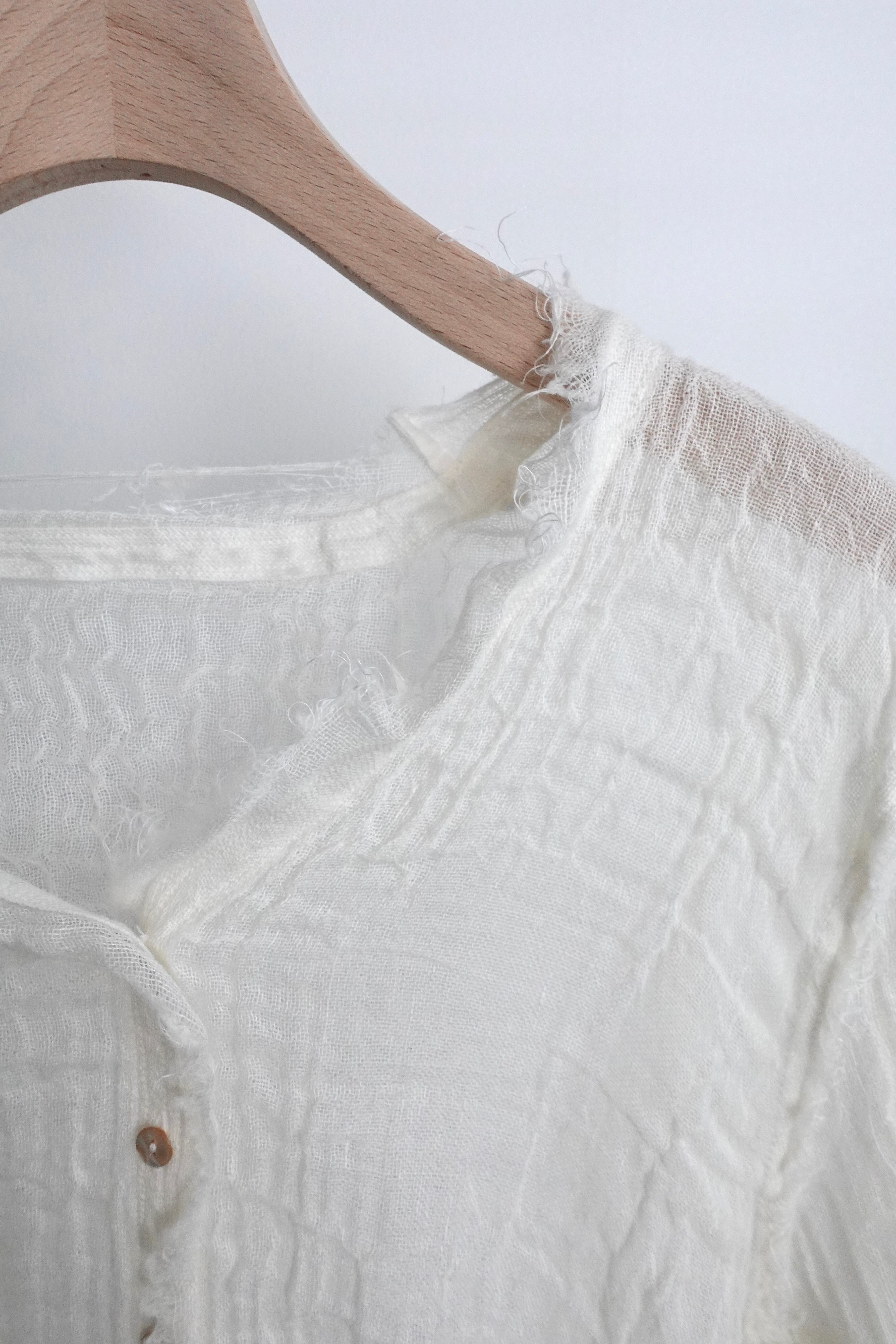 ERiKOKATORi】wool linen gawze cardigan | TOLMA.