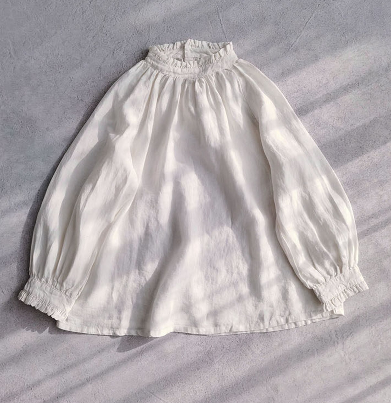 ヴィンテージ風 フリルカラー スタンドカラーブラウス