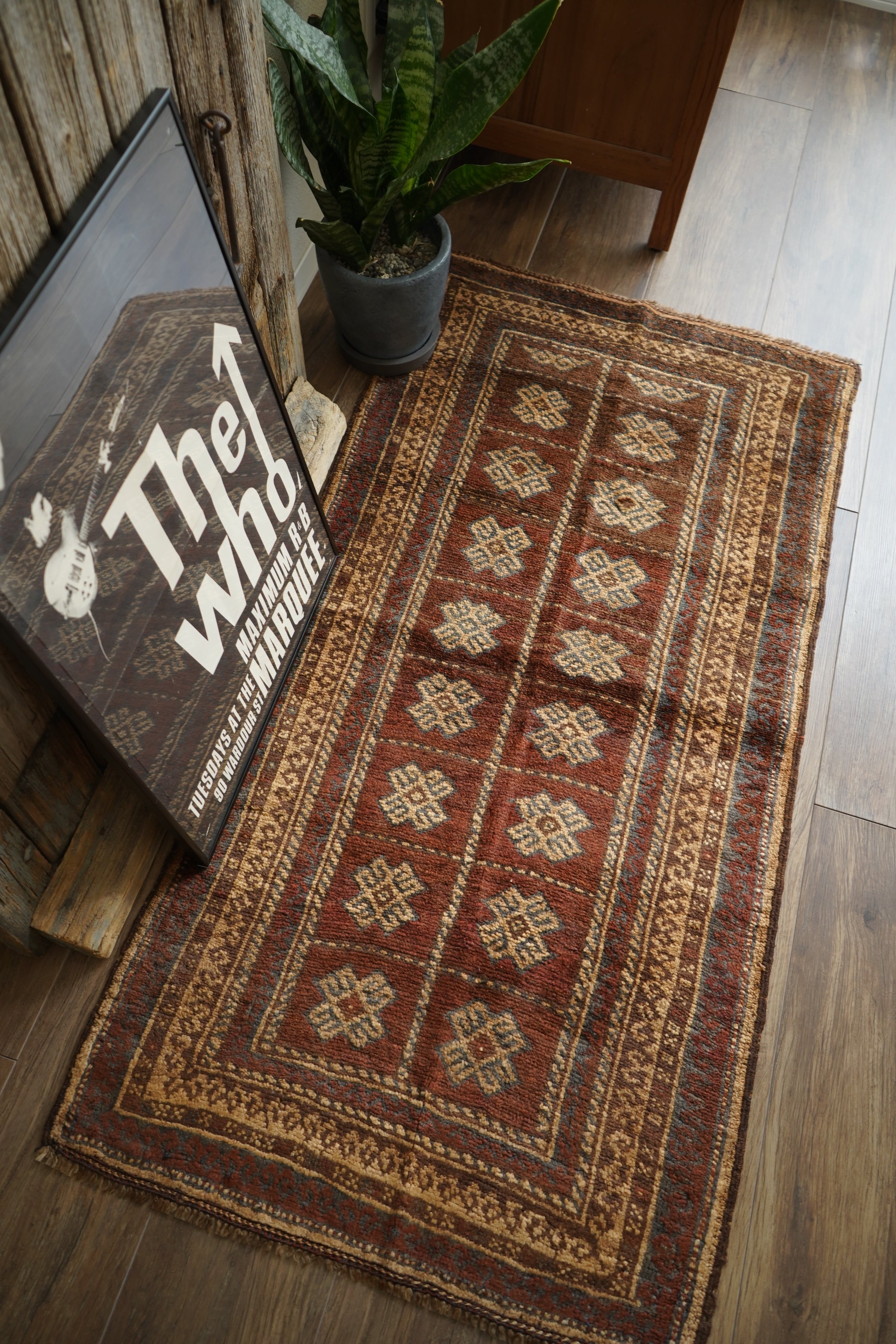 ヴィンテージラグ専門店 TIME RUG （ペルシャ絨毯・トライバルラグ）
