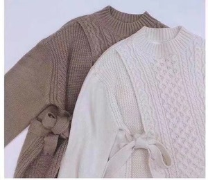 サイドリボンケーブル編みニット