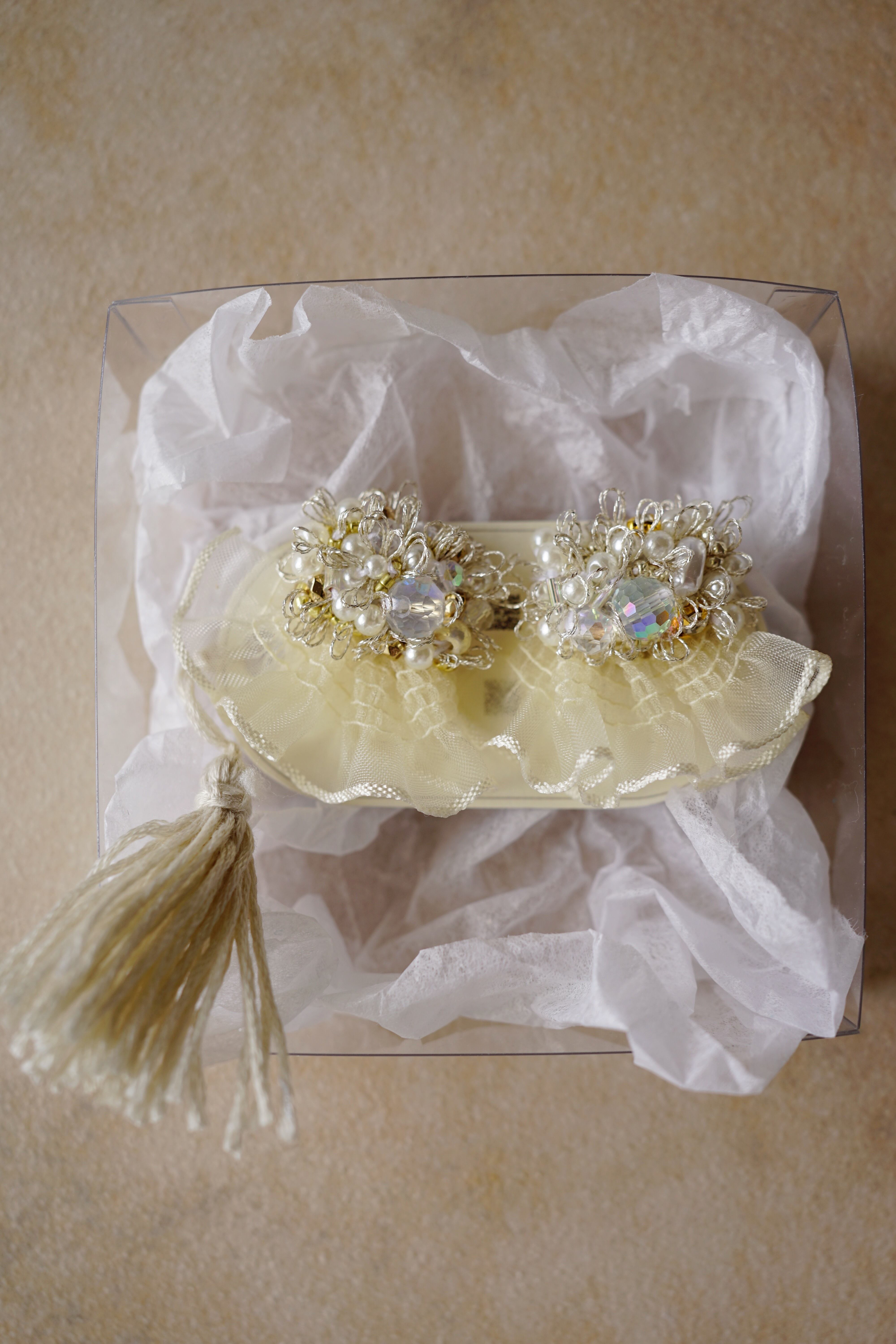 short lace white/ ピアス