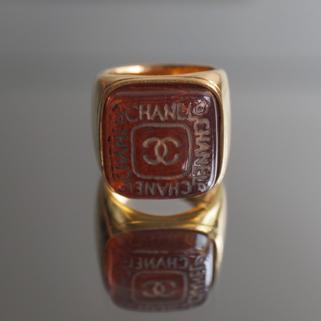70s-80s CHANEL Gripoix Signet Ring