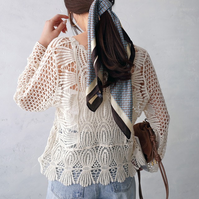 （Y51）クロシェニットトップス