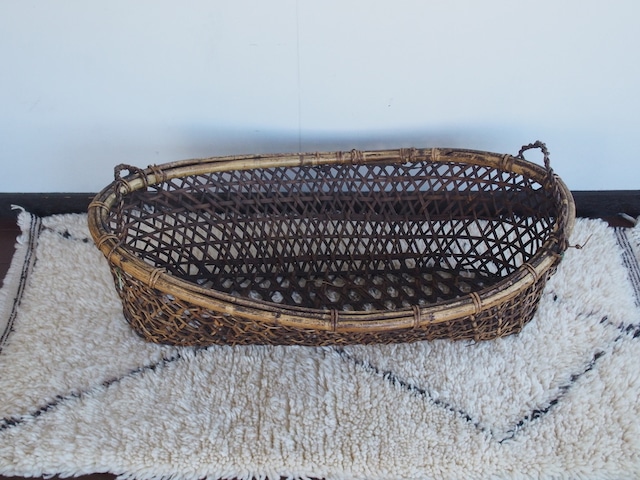 PHILIPPINES - Luzon Island / BABY CARRYING BASKET
