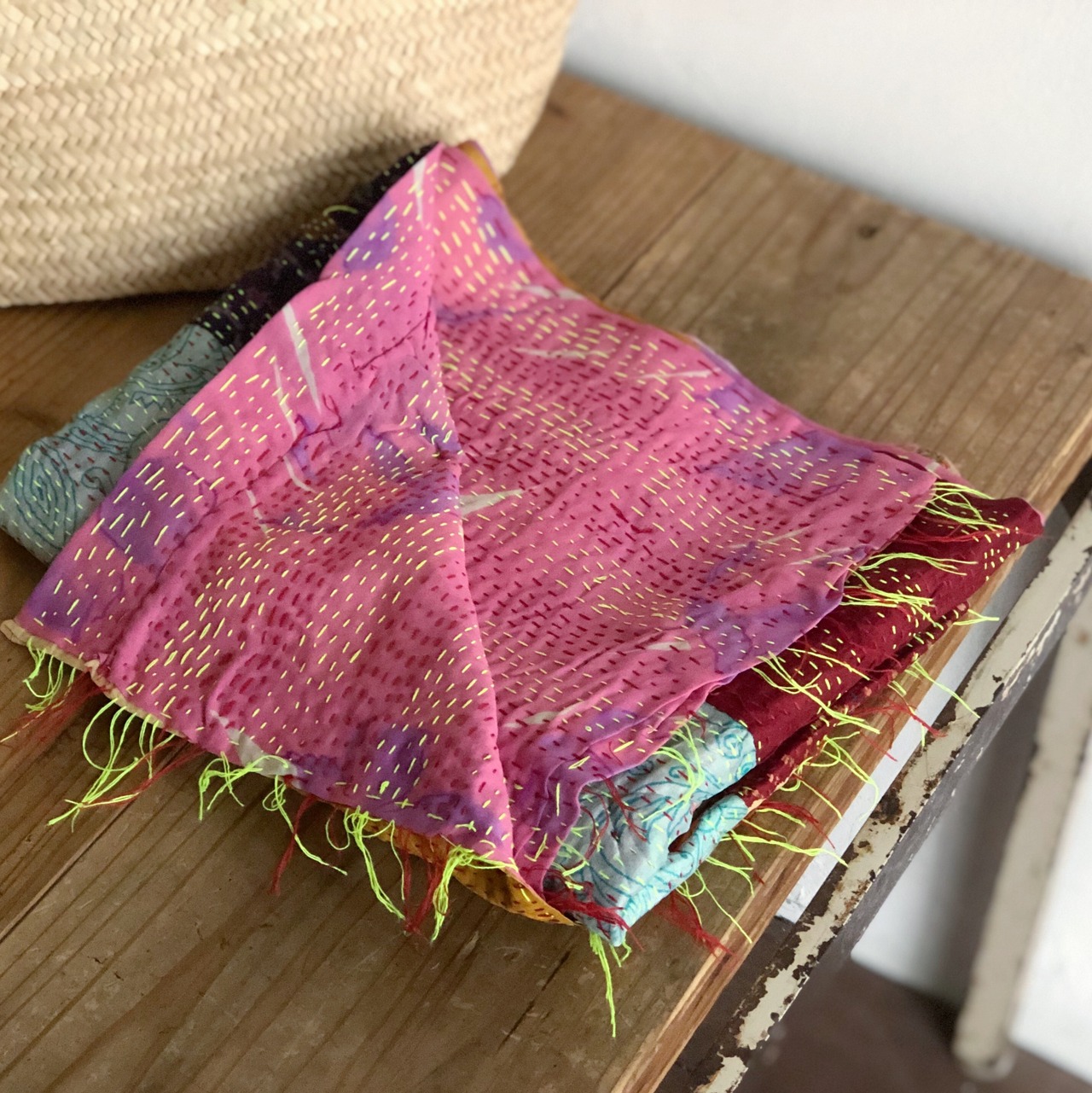 リサイクルサリーのカンタショール パッチワーク小05 インドの手仕事布 Mulaセレクト