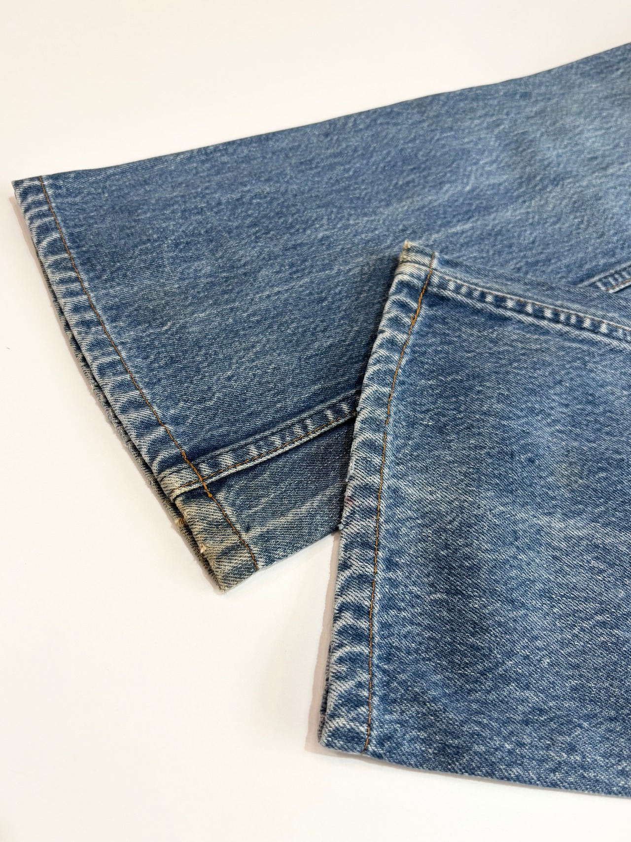 80s Levi’s 646 BELL BOTTOM JEANS MADE IN USA Size W32.5L29.5