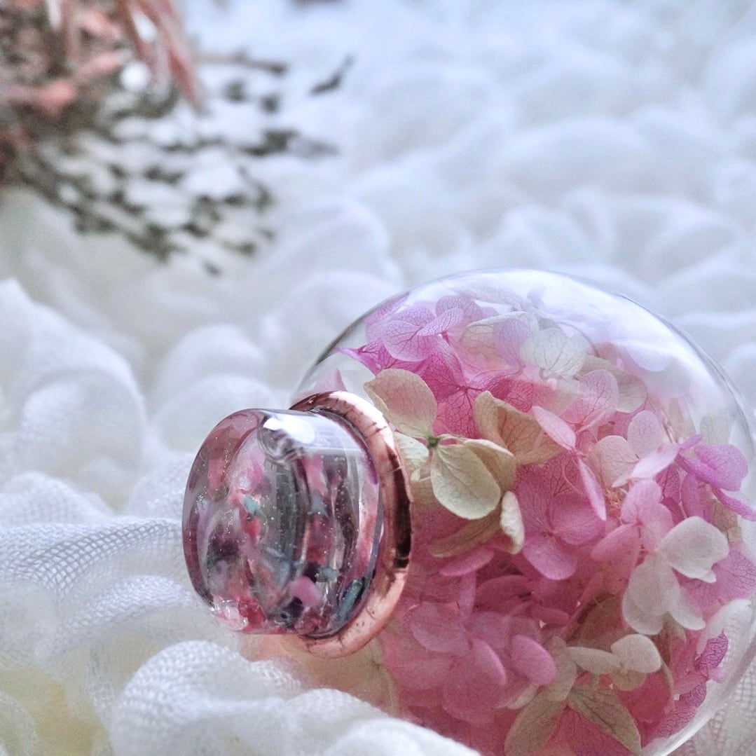 m*i様 紫陽花の万華鏡 グラスニーク ガラスポット m*i様 紫陽花の万華鏡 グラスニーク ガラスポット