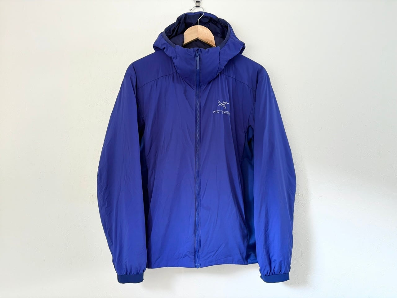 Arc'teryx ATOM Hoody Jacket BLUE