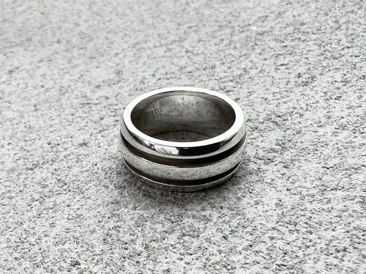 Tiffany & Co. Grooved ring silver 925