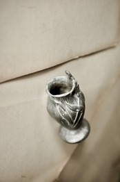 1900s フランス エタン 灰色の蘭と灰色花瓶 アンティーク