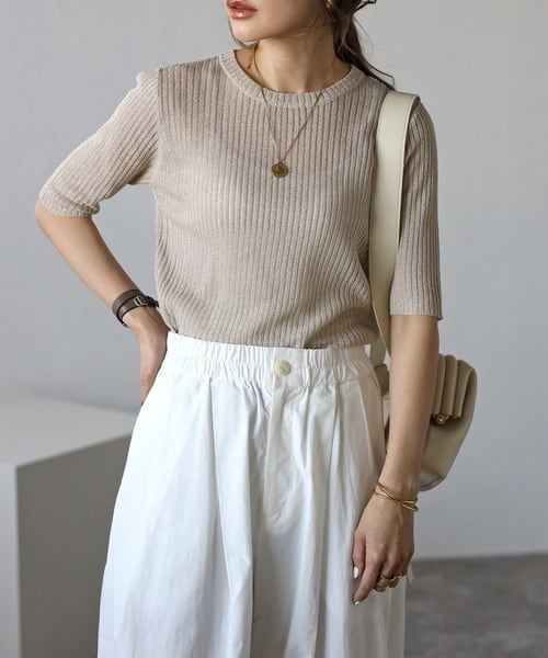 ハーフスリーブラメニット