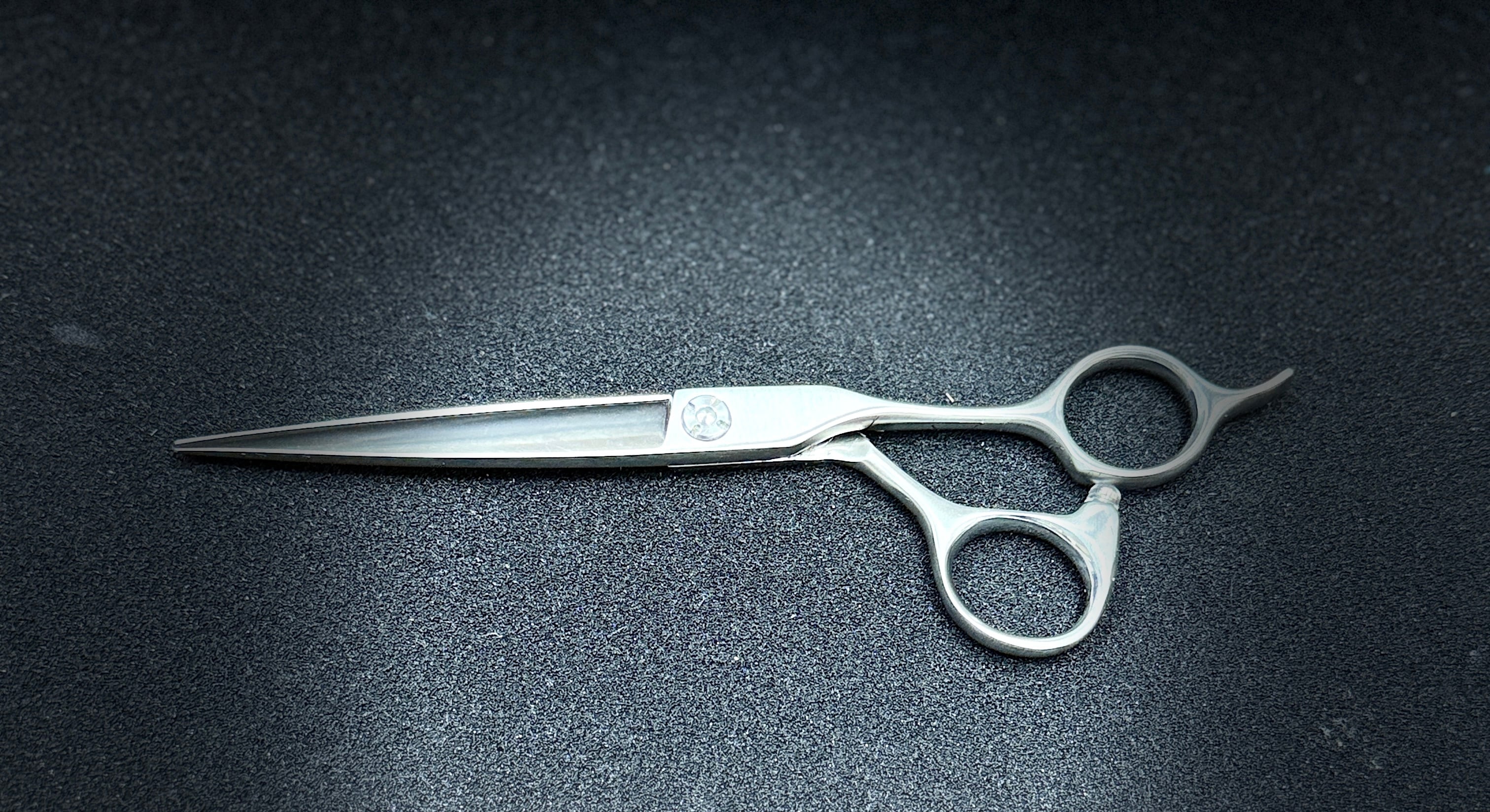 Ban's BarBer cluB