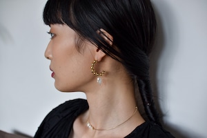 vyuha metal hoop pierce gold