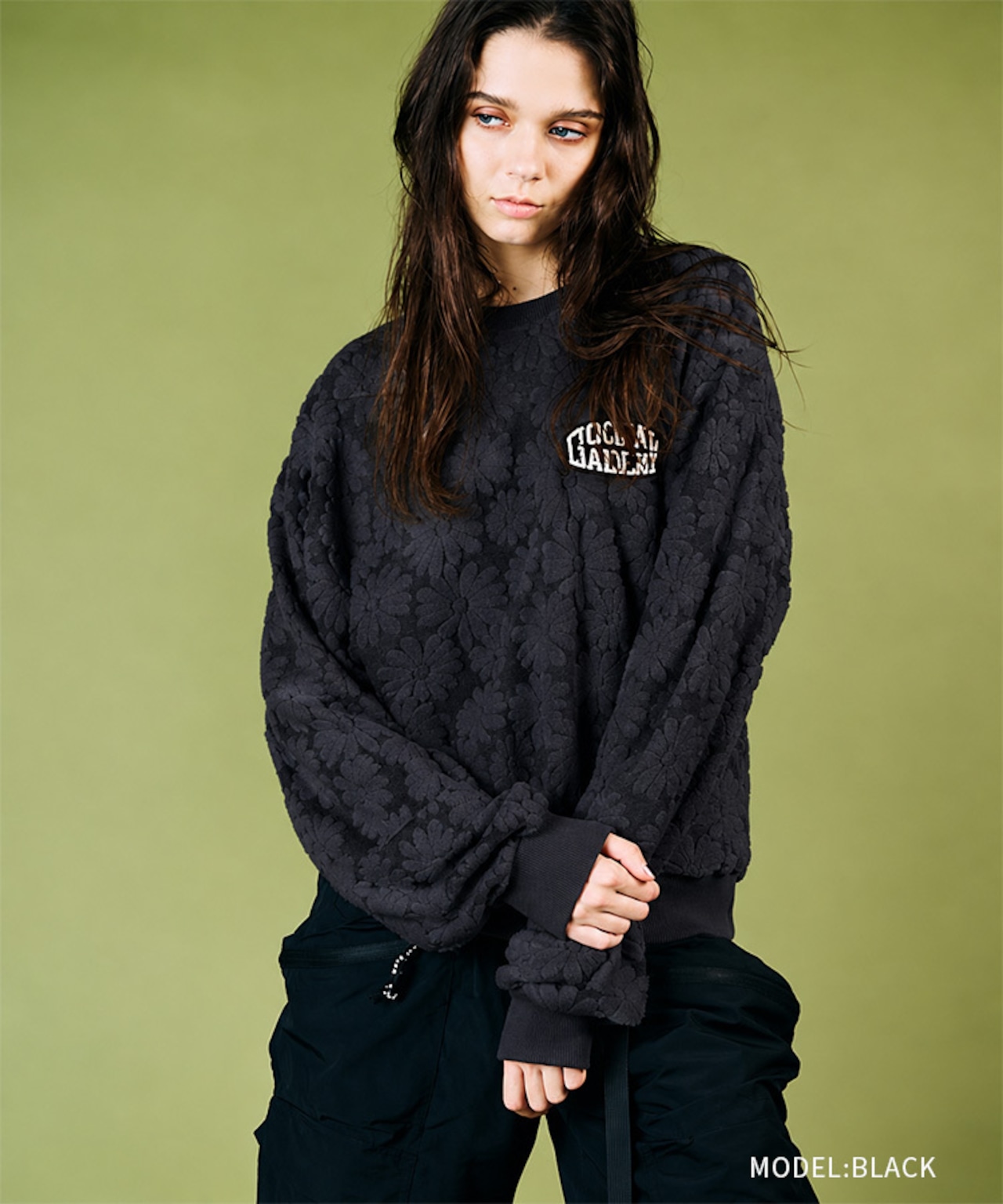 オパールフラワースウェットシャツ (BLACK) CQ-49033