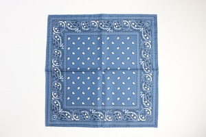 ≪Adamley≫　Pocket Square　ブルーバンダナ