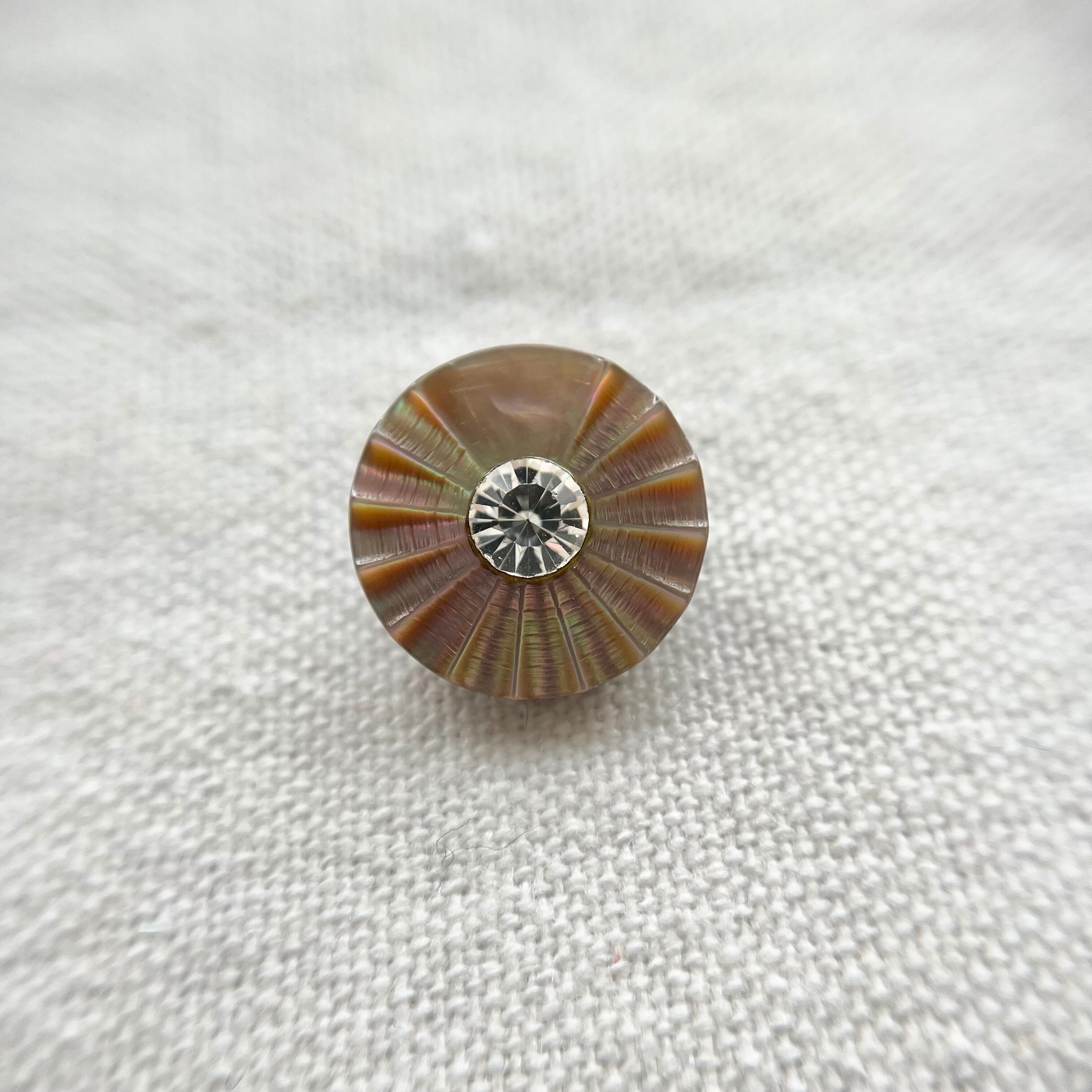 1粒ラインストーン×茶蝶貝フラワー 15㎜