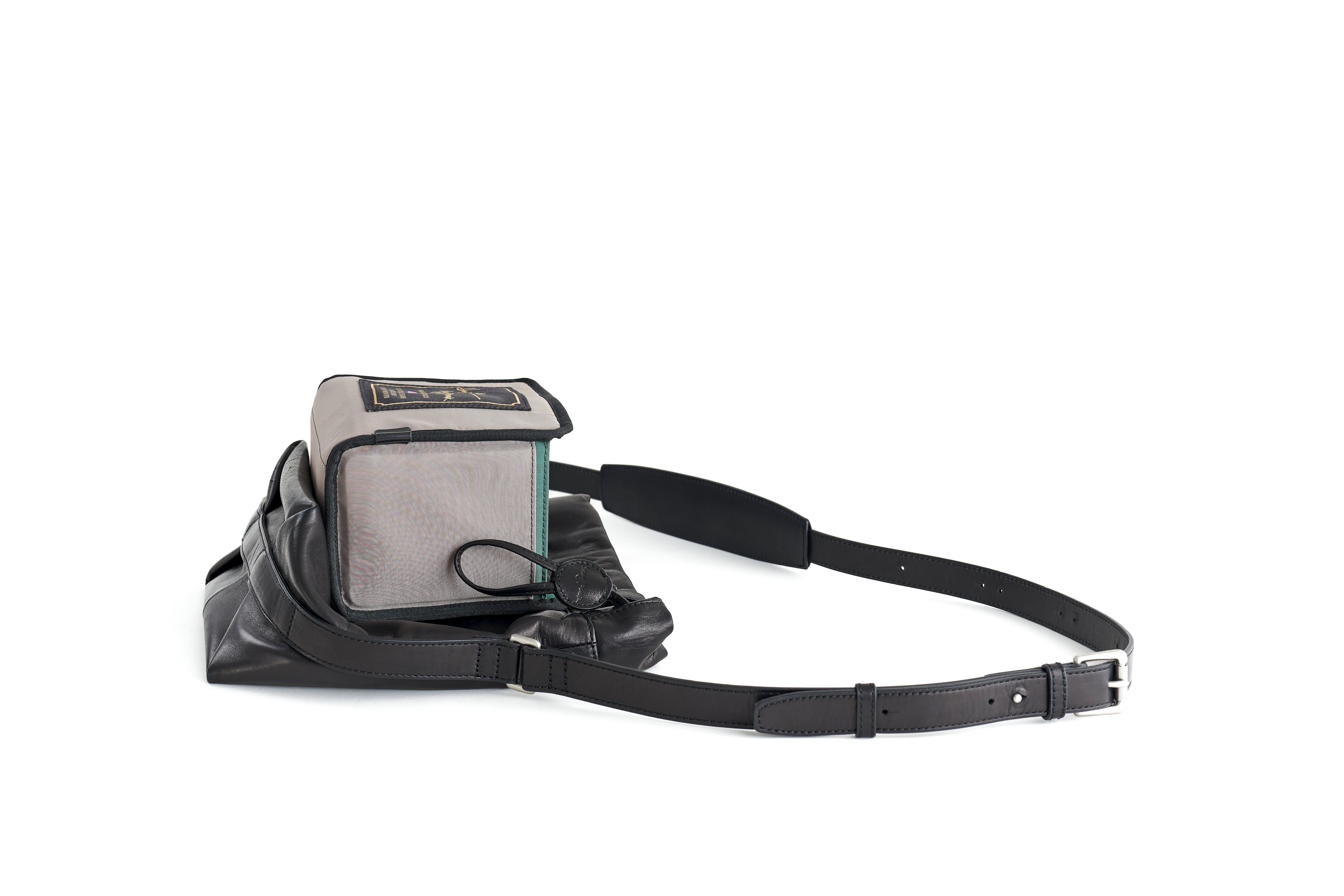 フォトグラファーズバッグ「MICHELLE」フルホースハイドレザー