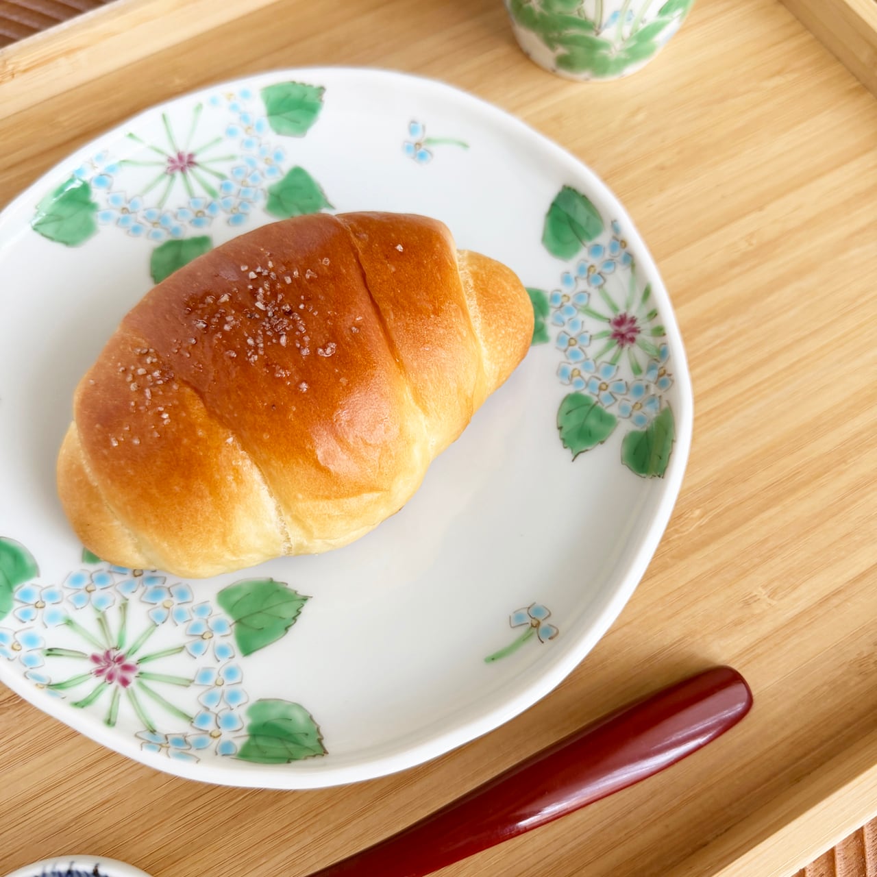 うつわ藍水 ｜ 6寸皿（約18㎝）額あじさい ｜ 波佐見焼 | にっこう
