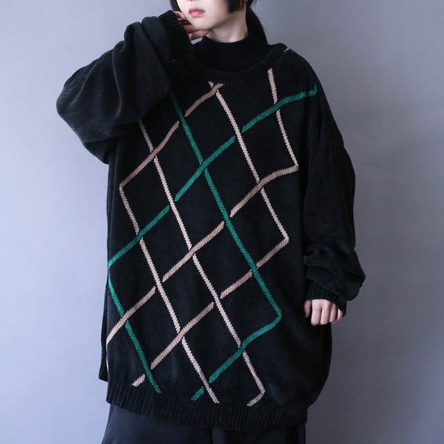 "KING SIZE" super over silhouette double color cross pattern pile knit
