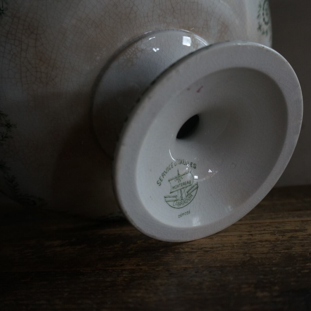 古いフランスの陶器コンポート