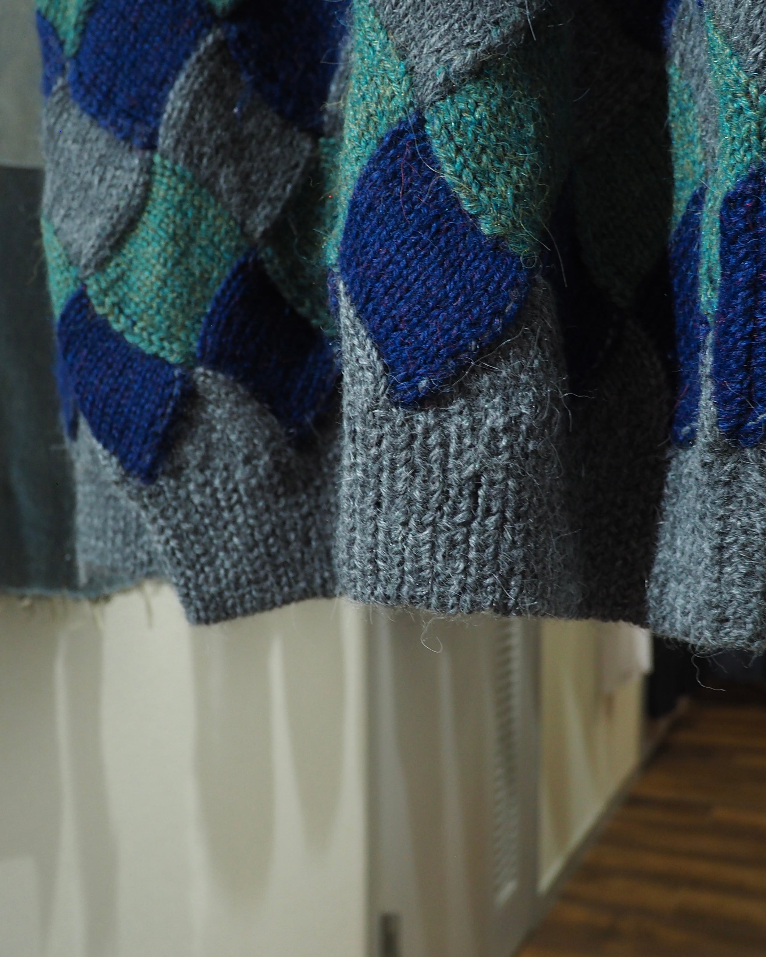 1980 - 90s " Paul Stuart - Handmade " Undulating Diamond Vintage Loose Knit