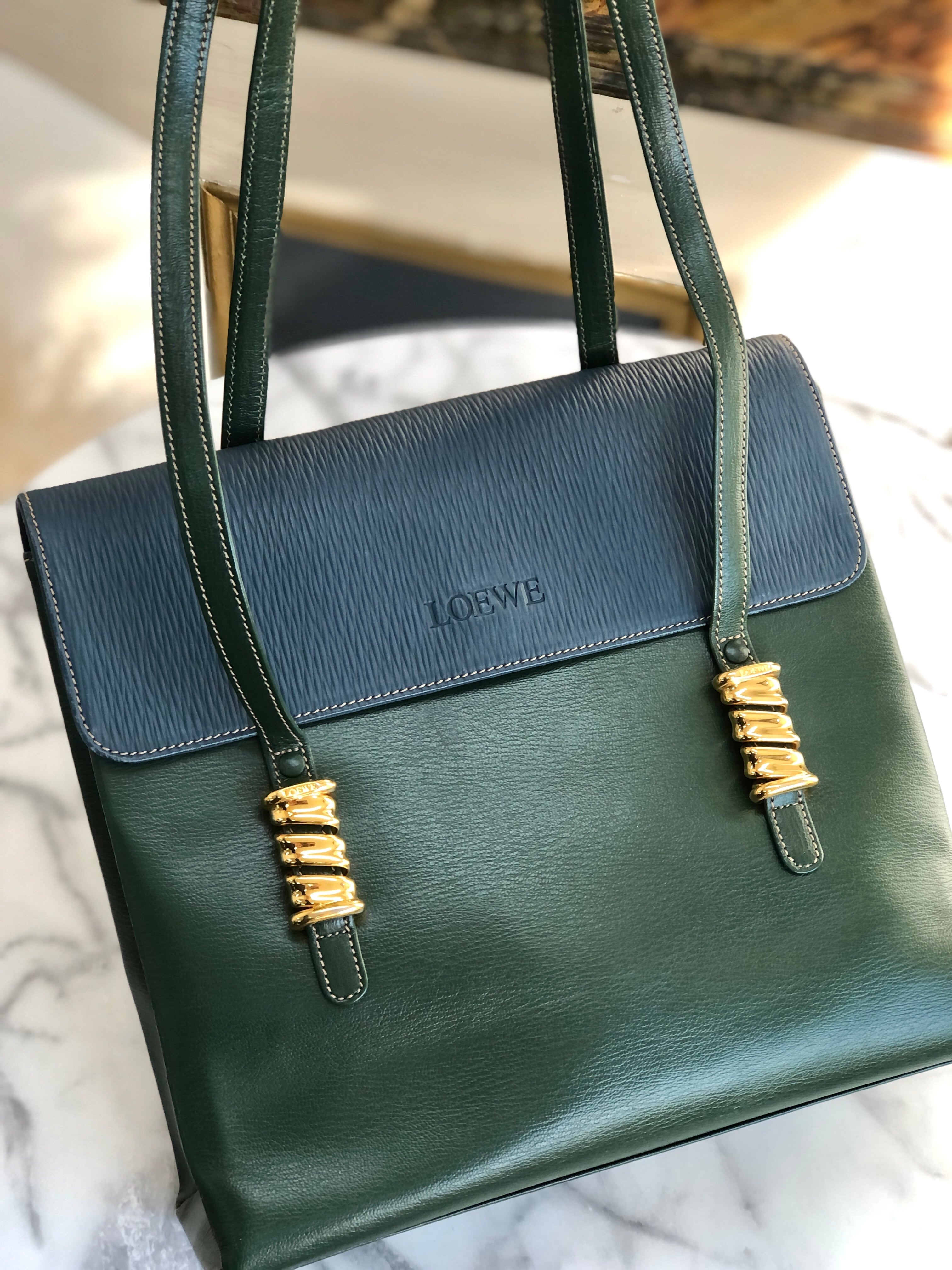 LOEWE レザートート